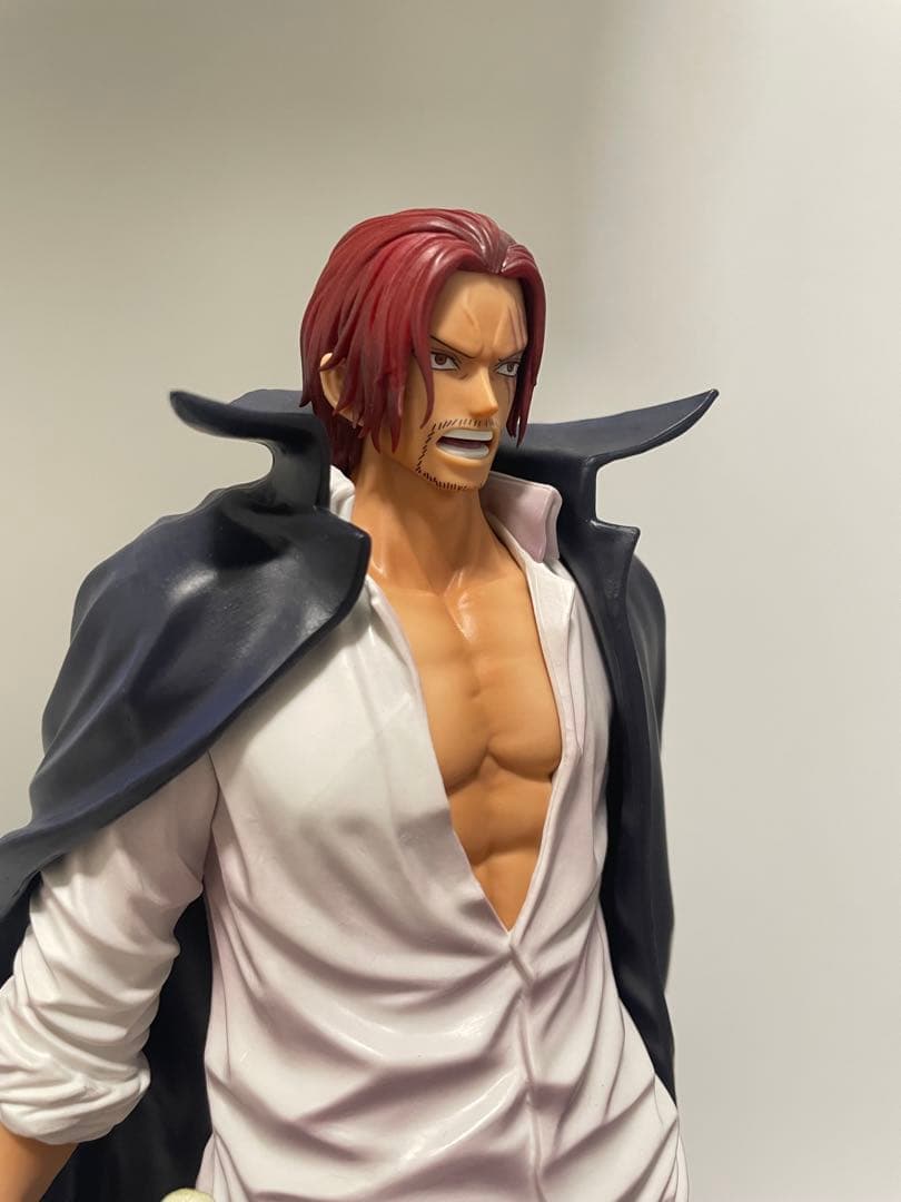 バンプレくじ　ワンピース　シャンクス　A賞　ブラシカラー　フィギュア