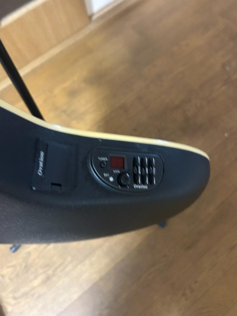 は**様 メンテ済み Ovation Celebrity CC-28 ナット交換