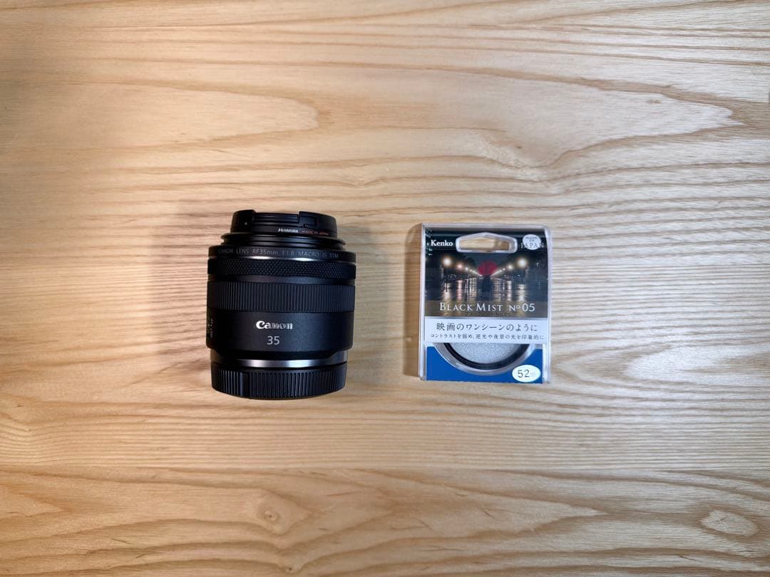 Canon RF 35mm F1.8 MACRO IS STM ブラックミスト付