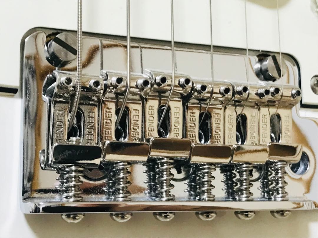 ギター Fender Player Stratocaster Polar White