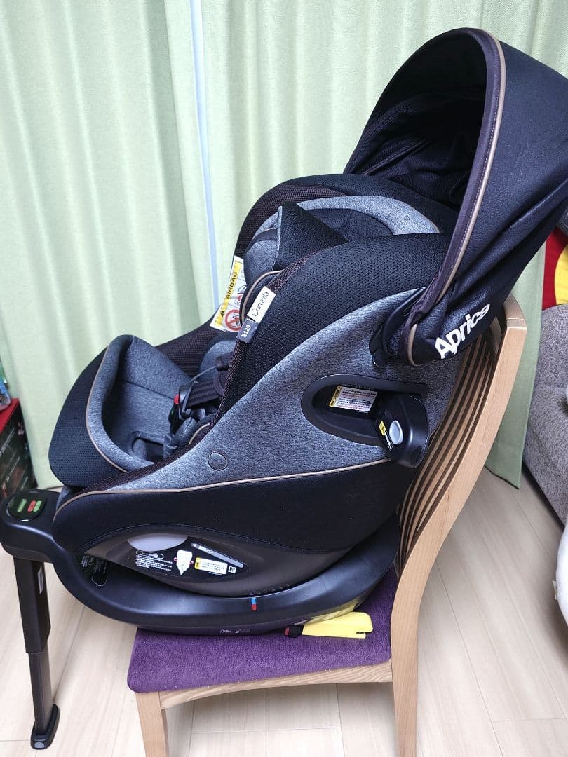 【美品】 アップリカ クルリラ プロテクト ISOFIX チャイルドシート