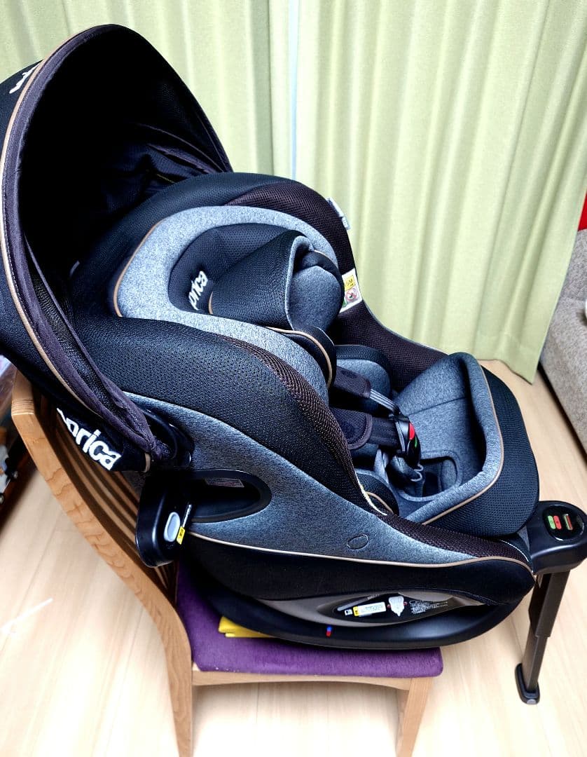 【美品】 アップリカ クルリラ プロテクト ISOFIX チャイルドシート