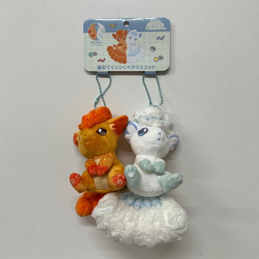 ポケモン　磁石でくっくつペアマスコット3種類 おまけ