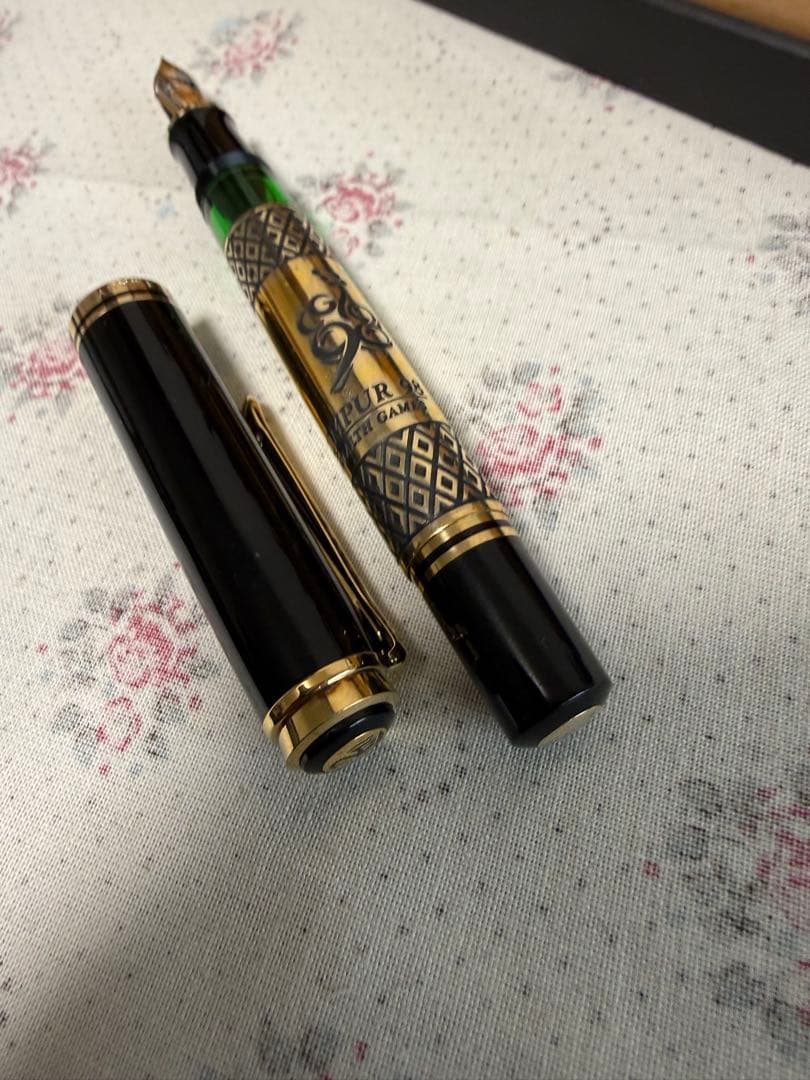 ペリカン万年筆 クアラルンプ—ル、M800