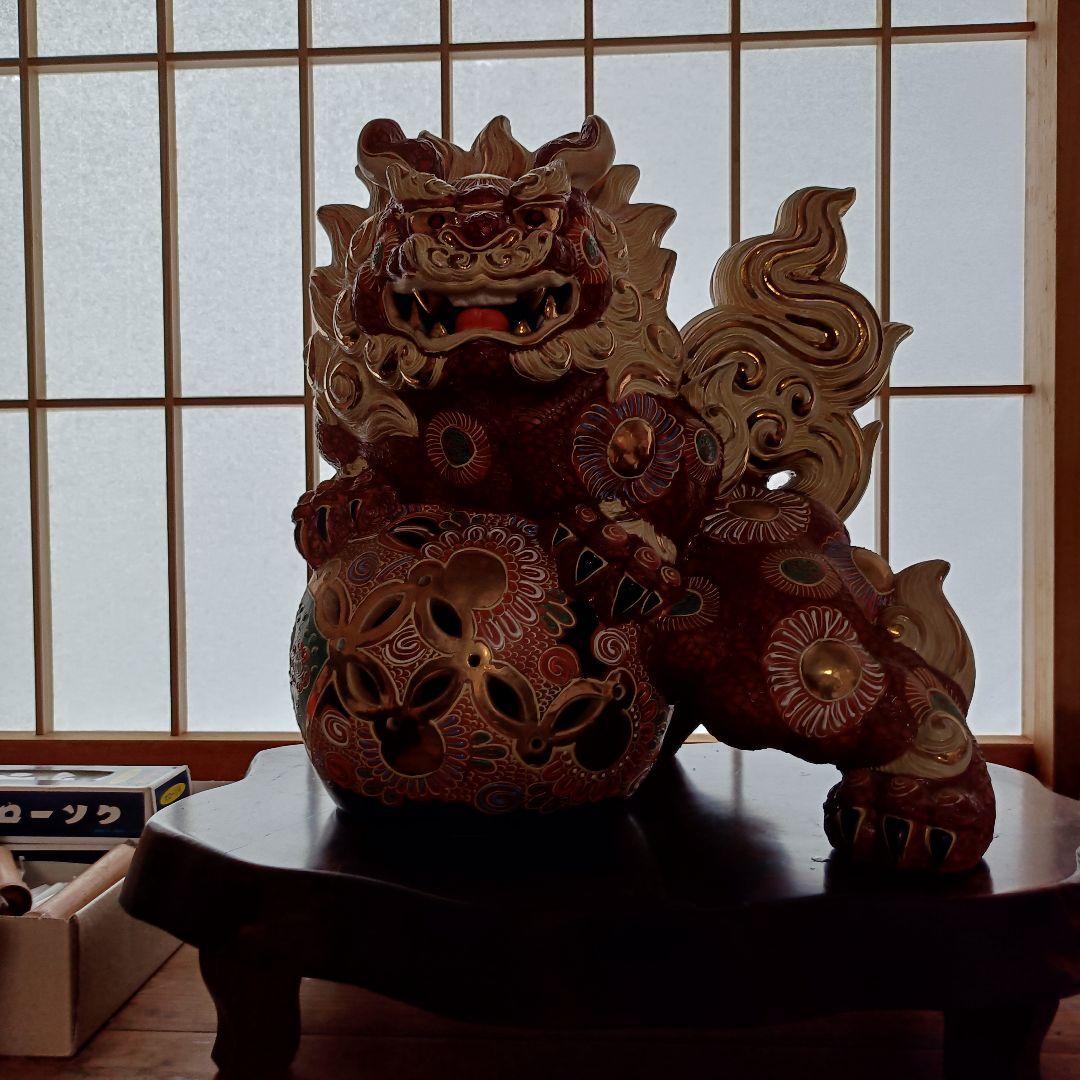 陶器製獅子の置物　台座付