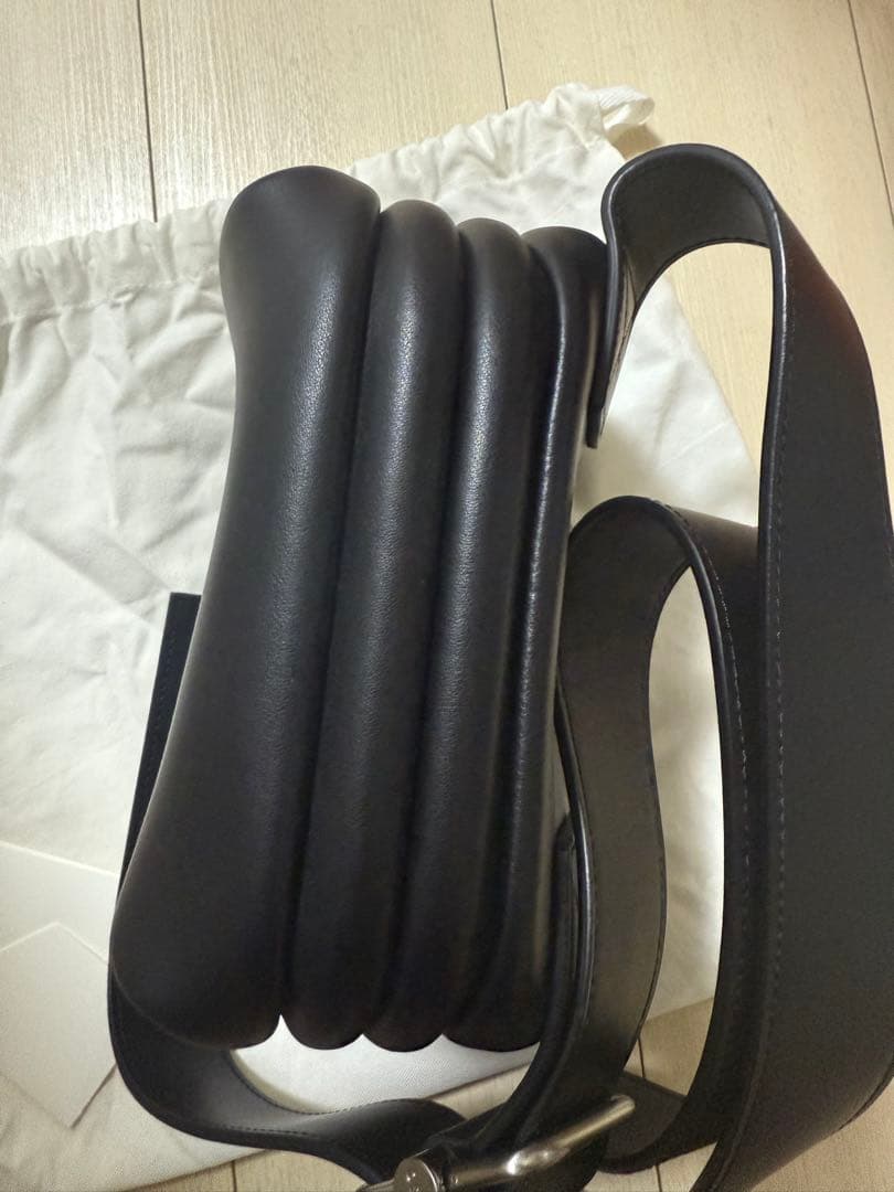 超美品　OSOI MINI BROT BAGがま口　ショルダーバッグ　ブラック