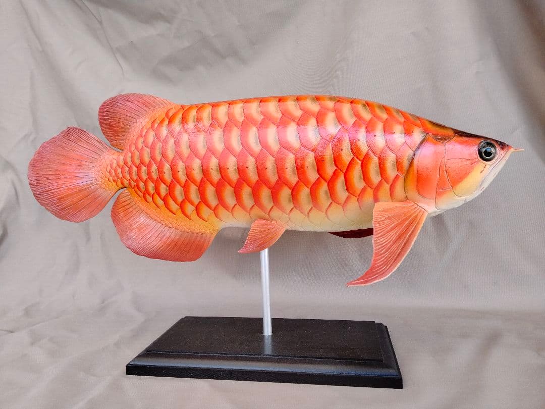 新作ハンドメイド　41cmアロワナ　フィギュア　レプリカ　熱帯魚　紅龍　レッド