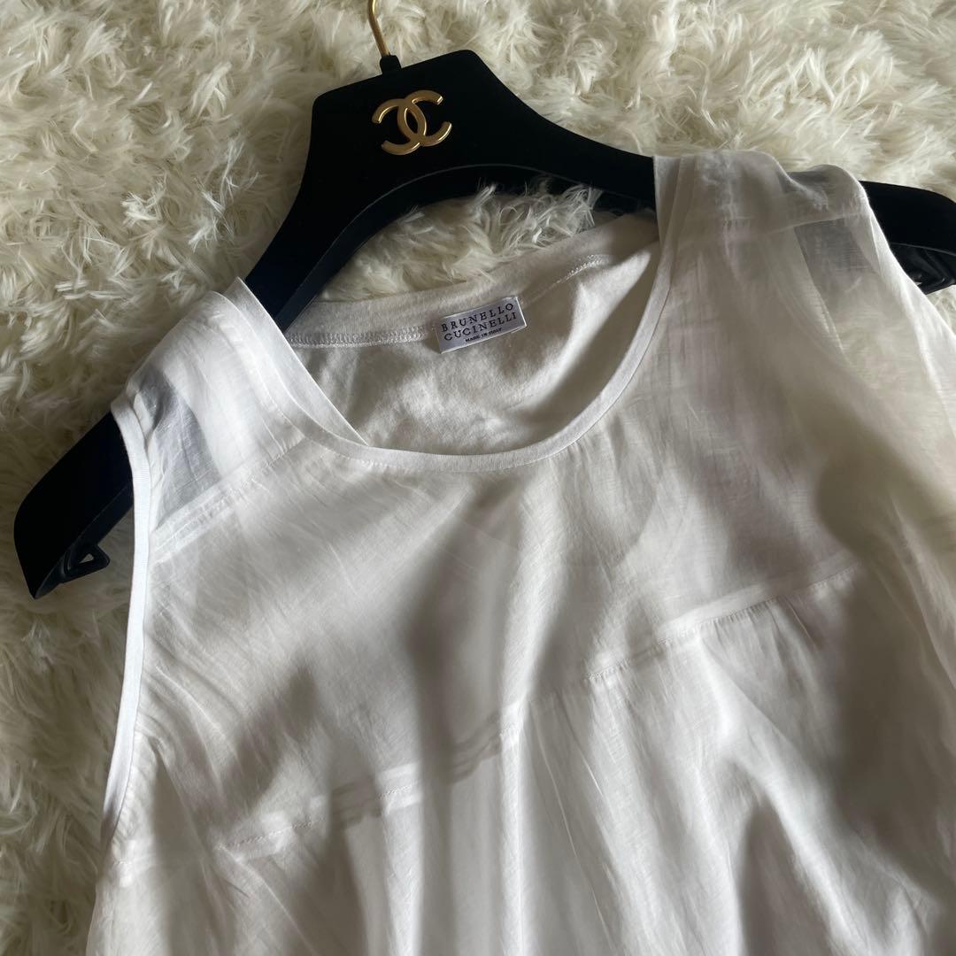 美品　ブルネロクチネリ　シルク　ホワイト ノースリーブ タンクトップ