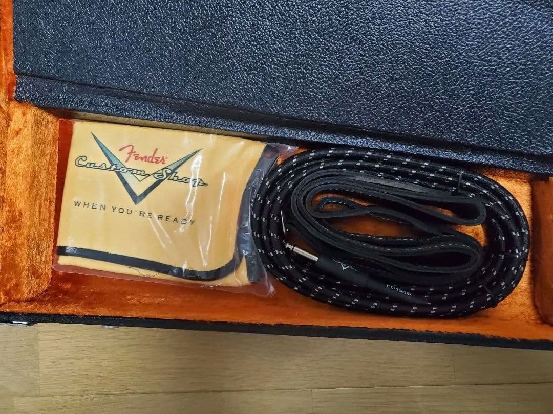 ベース Fender Custom Shop 1966 Jazz Bass CC