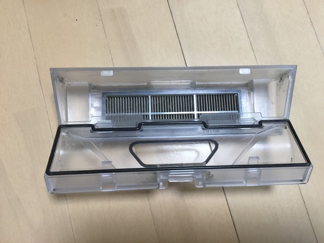 中古　Roborock S6 MaxVのロボット掃除機　新品取り替え部品付き