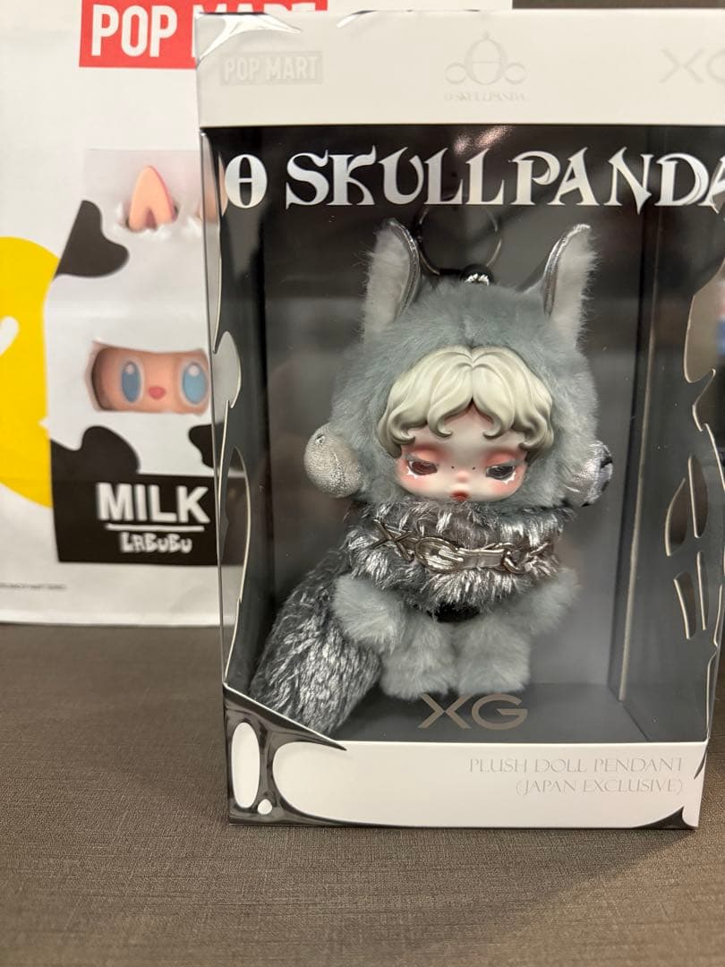 POP MART SKULLPANDA XG ぬいぐるみ