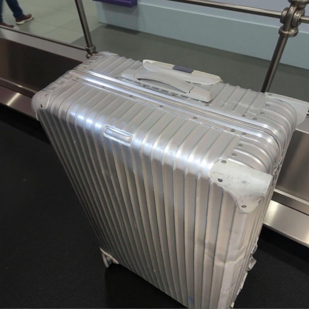 大型 RIMOWA リモワ トパーズ アルミ キャリーケース 旅行 4輪 青ロゴ