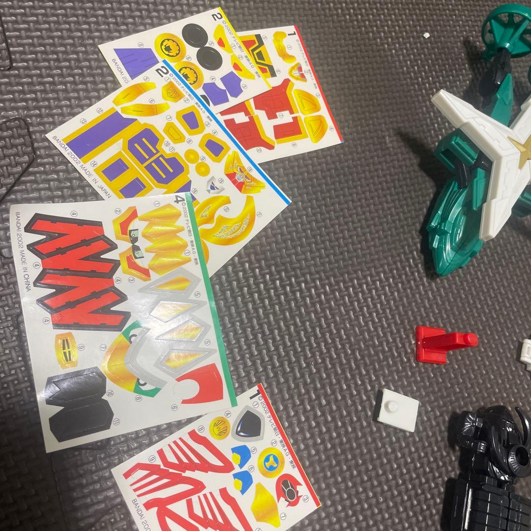 ミニプラ　ハリケンジャロボ