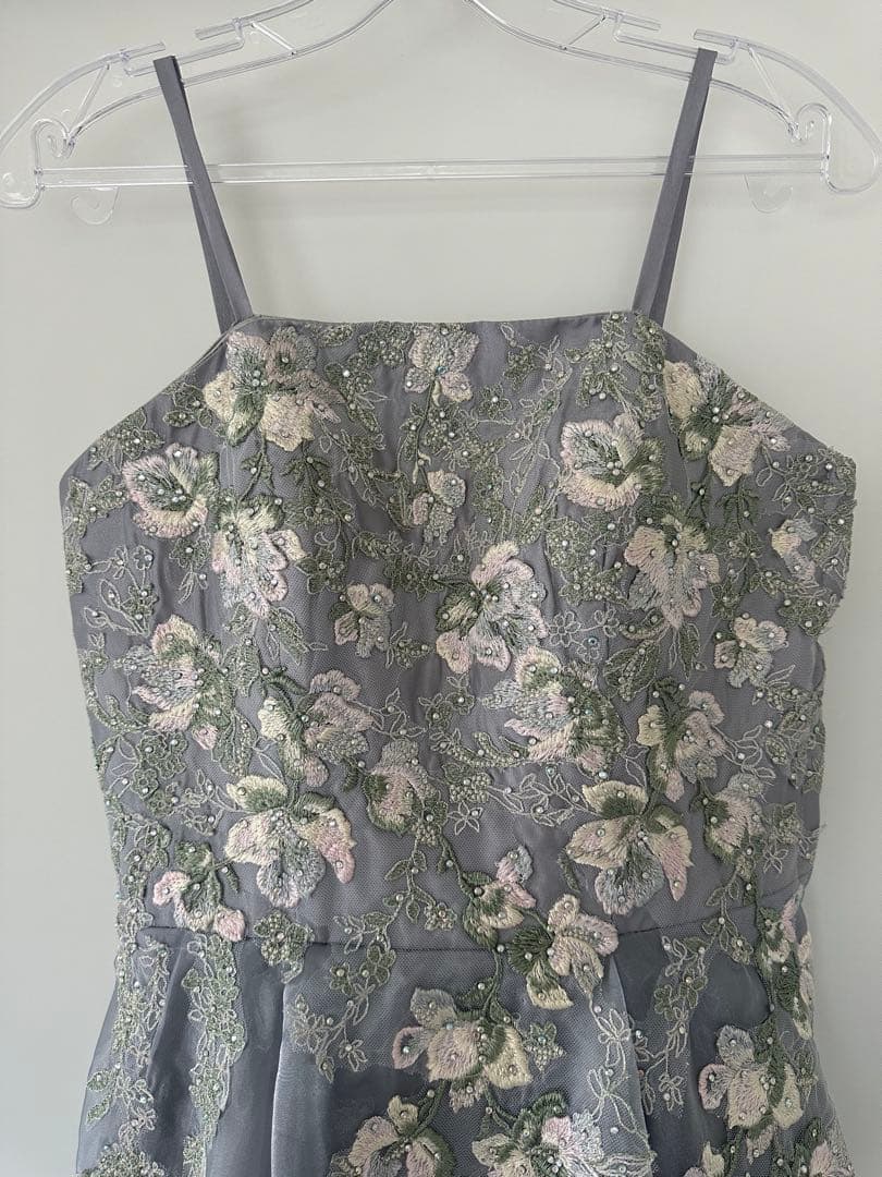 カラードレス　シルバー　グレー　結婚式　TWEED 演奏会ドレス