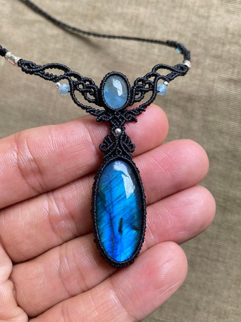 ラブラドライト　アクアマリン　マクラメネックレス