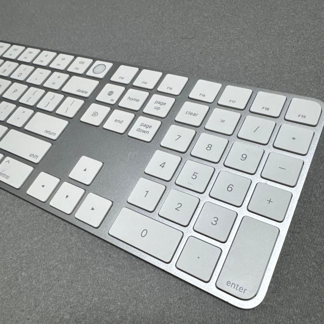 Apple 純正 Magic Keyboard 英字 Touch ID テンキー
