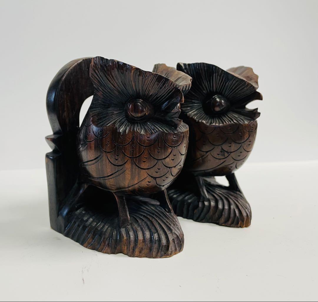 ヴィンテージの木彫りフクロウのブックエンド一 中古品木製彫刻 2個セット