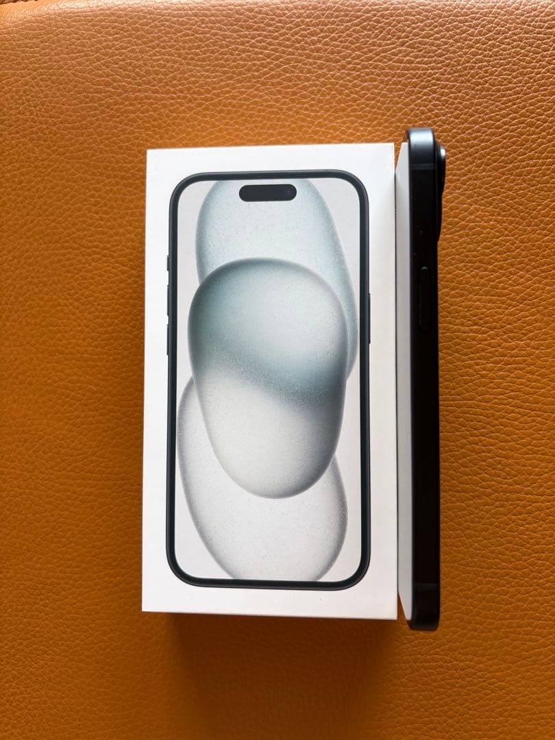 Apple iPhone 15 本体 ブラック128GB