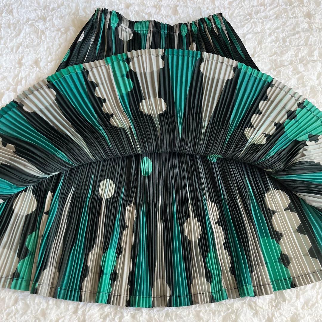 【美品】PLEATS PLEASE ISSEY MIYAKE フレアスカート