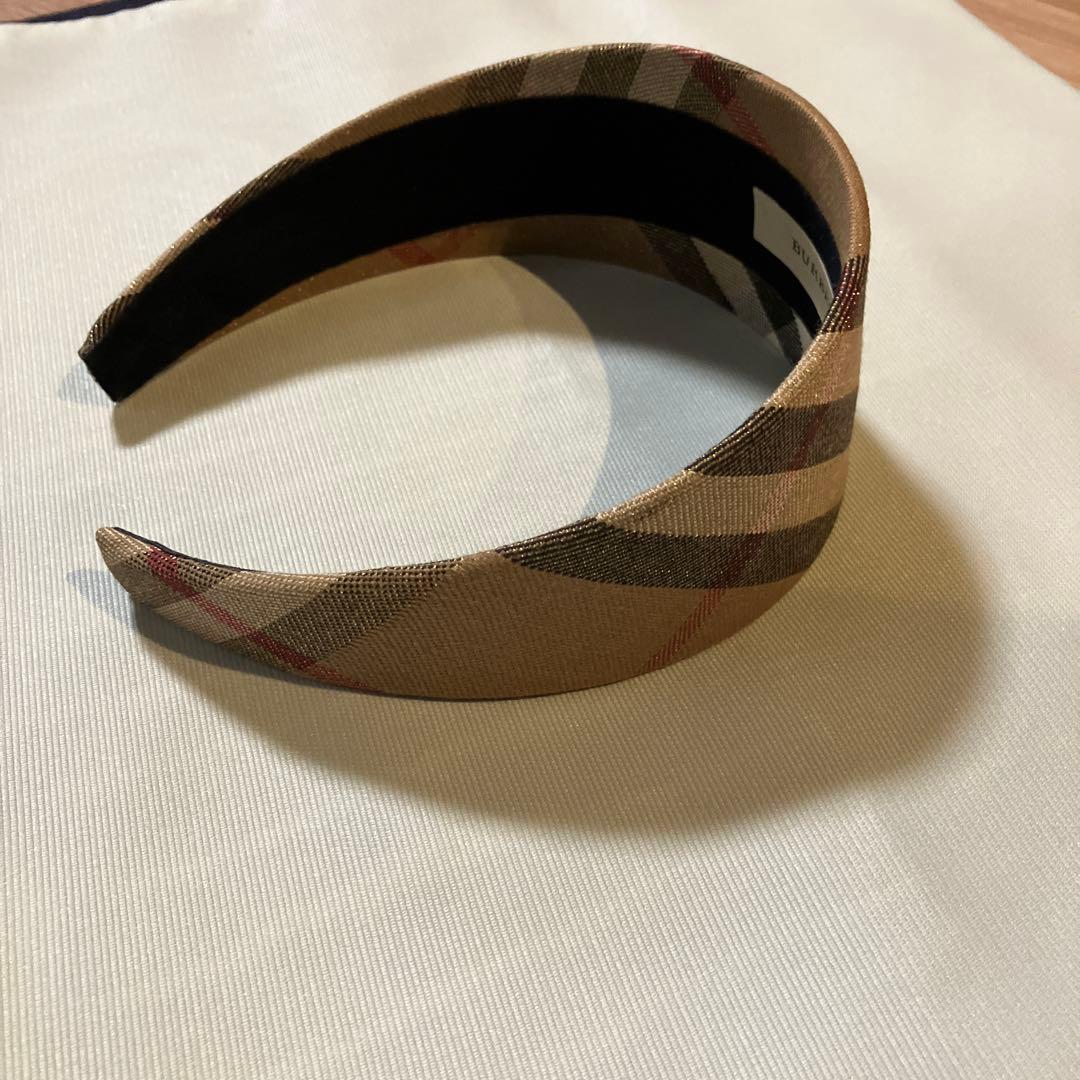 バーバリー　ヘアバンド