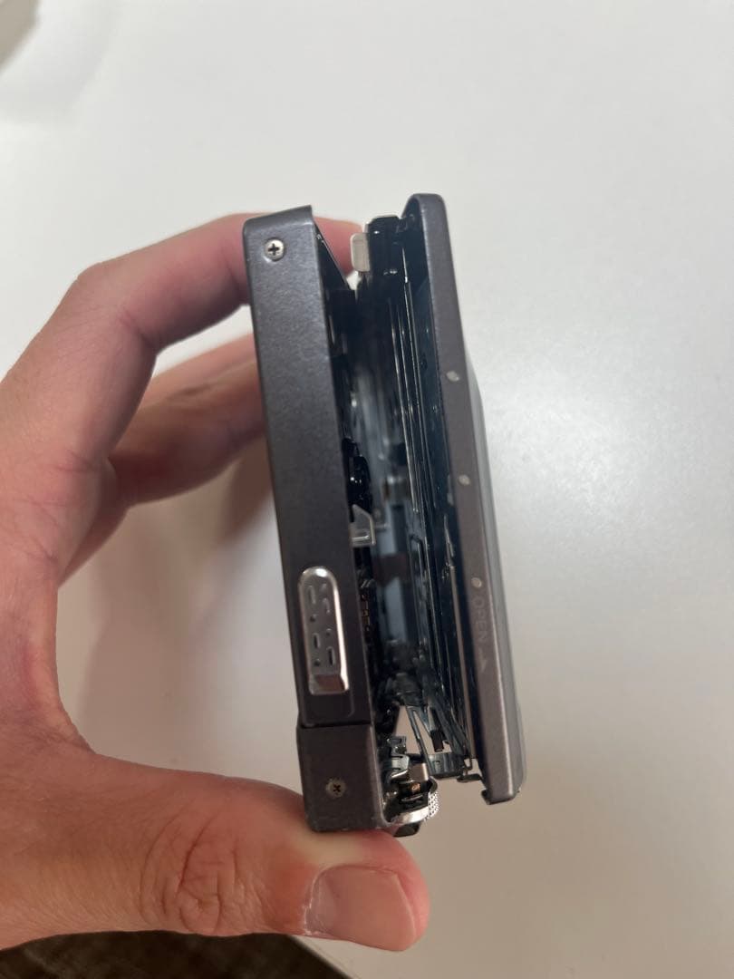 【ジャンク品】SONY ポータブルMDプレーヤー MZ-N10