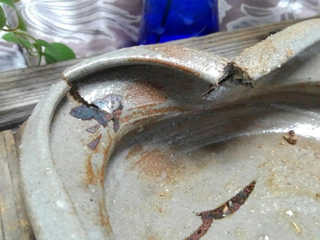 ♥骨董品 　唐津焼　 鉢 　大きく割れています　骨董　古玩