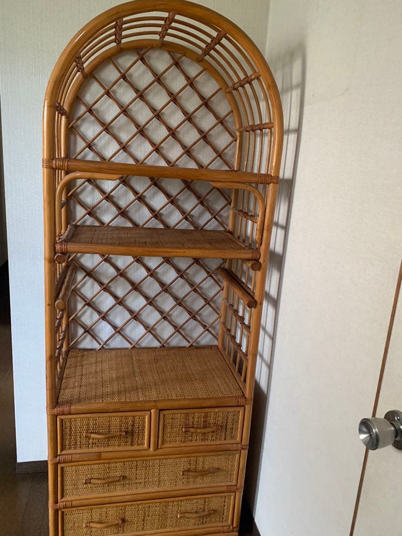 ラタン製オープンシェルフ 引き出し付き