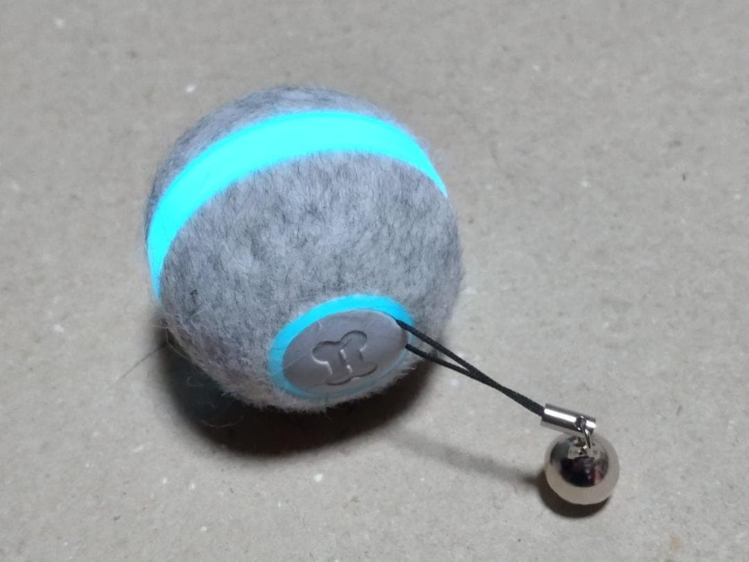 猫おもちゃ 自動 転がり振れバウンド3モード ボール