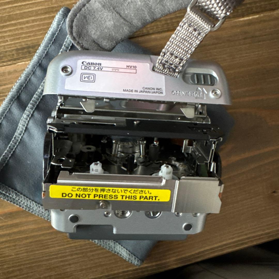 Canon iVIS HV10 本体色 グラナイトブラック