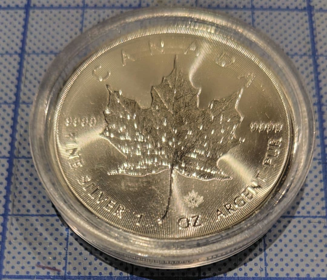 か*ジ様 メープルリーフ銀貨/2021年 1オンス銀貨