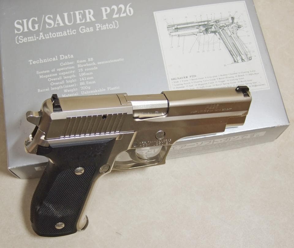 タナカ　SIG P226 美品 シルバーメッキ ブローバックガスガン