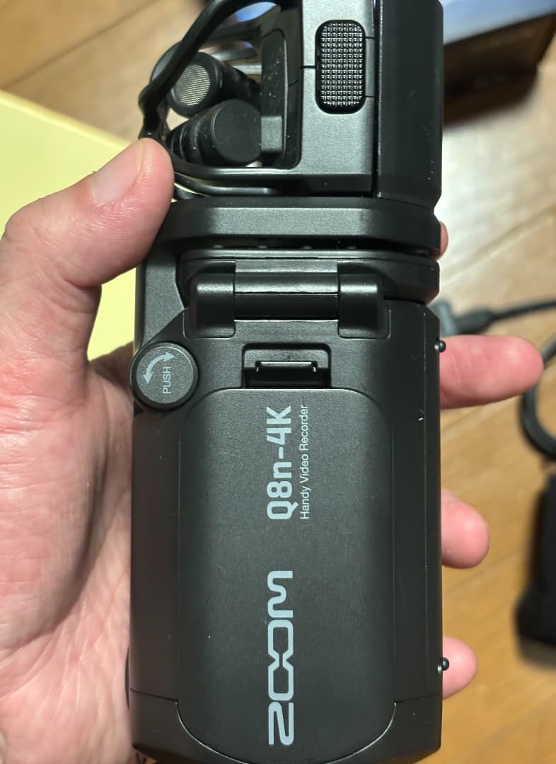 ハンディビデオカメラZOOM Q8n-4K 箱・付属品あり