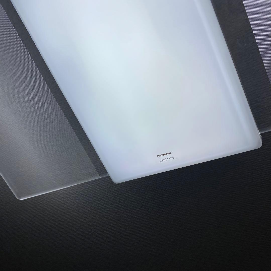 リモコン付き　パナソニック　LEDシーリングライト　パネル LGBZ1189