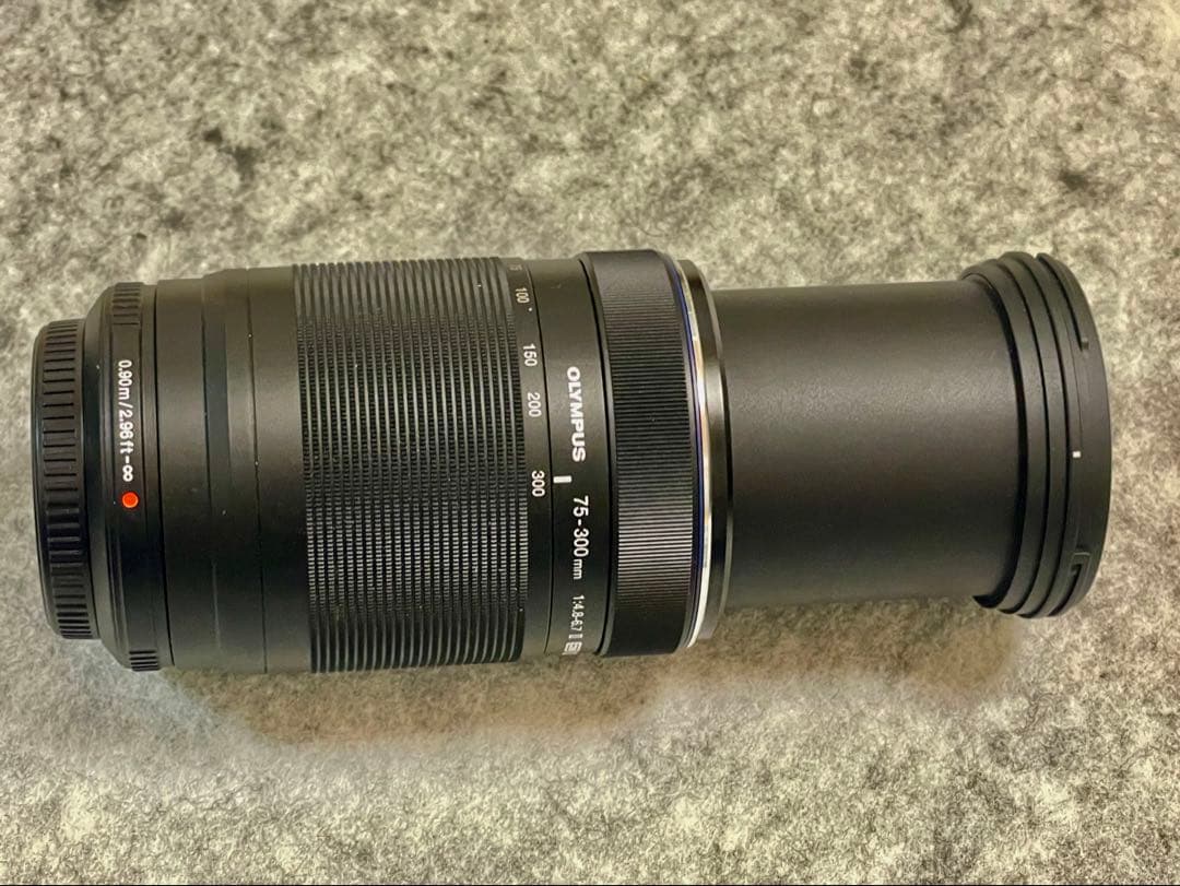 Olympus 75-300mm f/4.8-6.7 II ズームレンズ