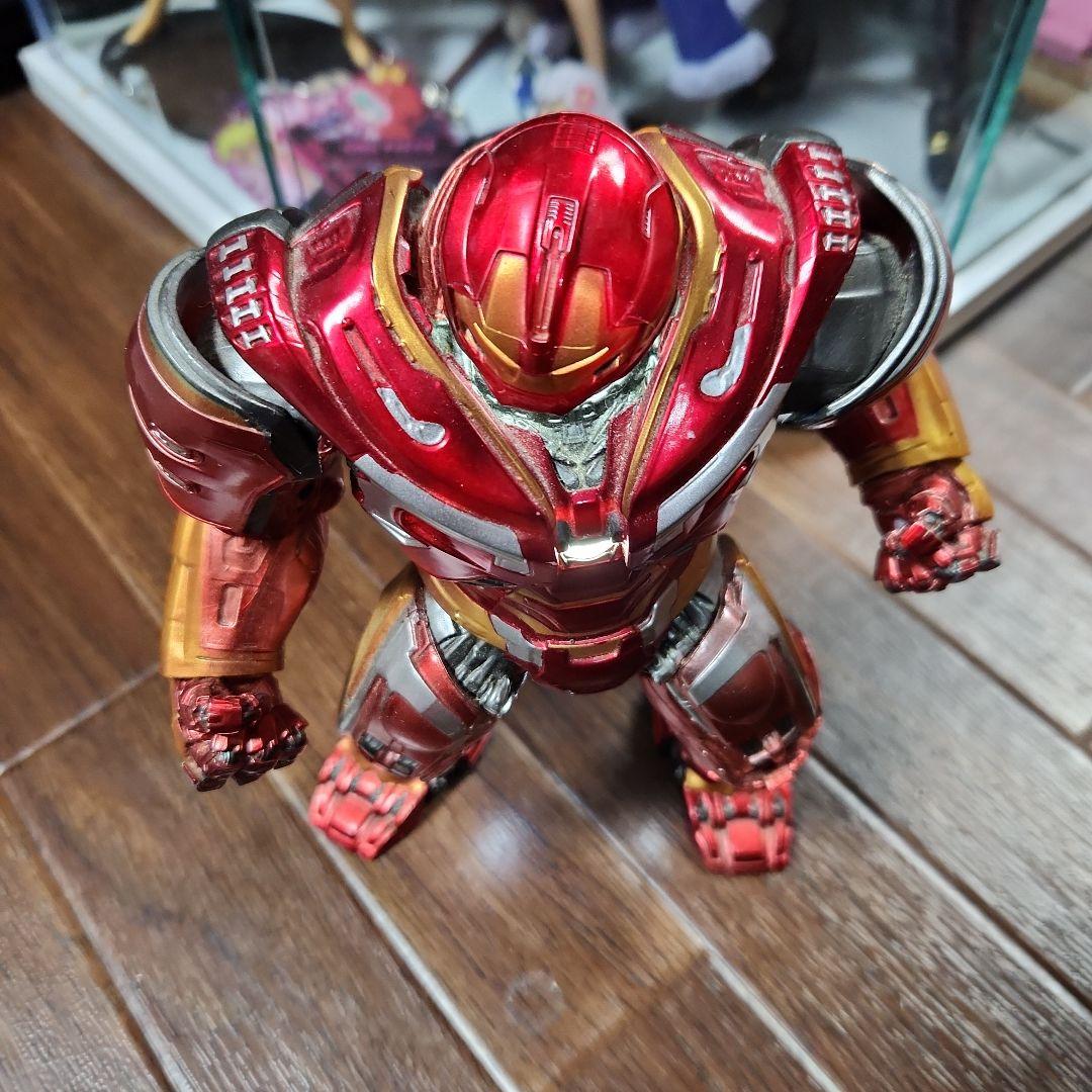 アイアンマン ハルクバスター フィギュア