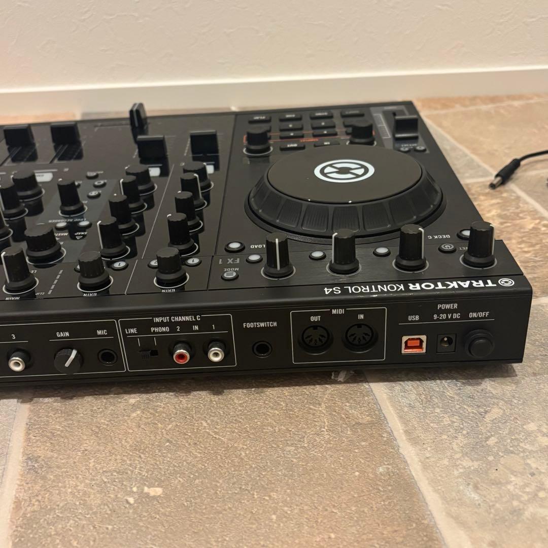 【美品】 NI TRAKTOR KONTROL S4 DJコントローラー