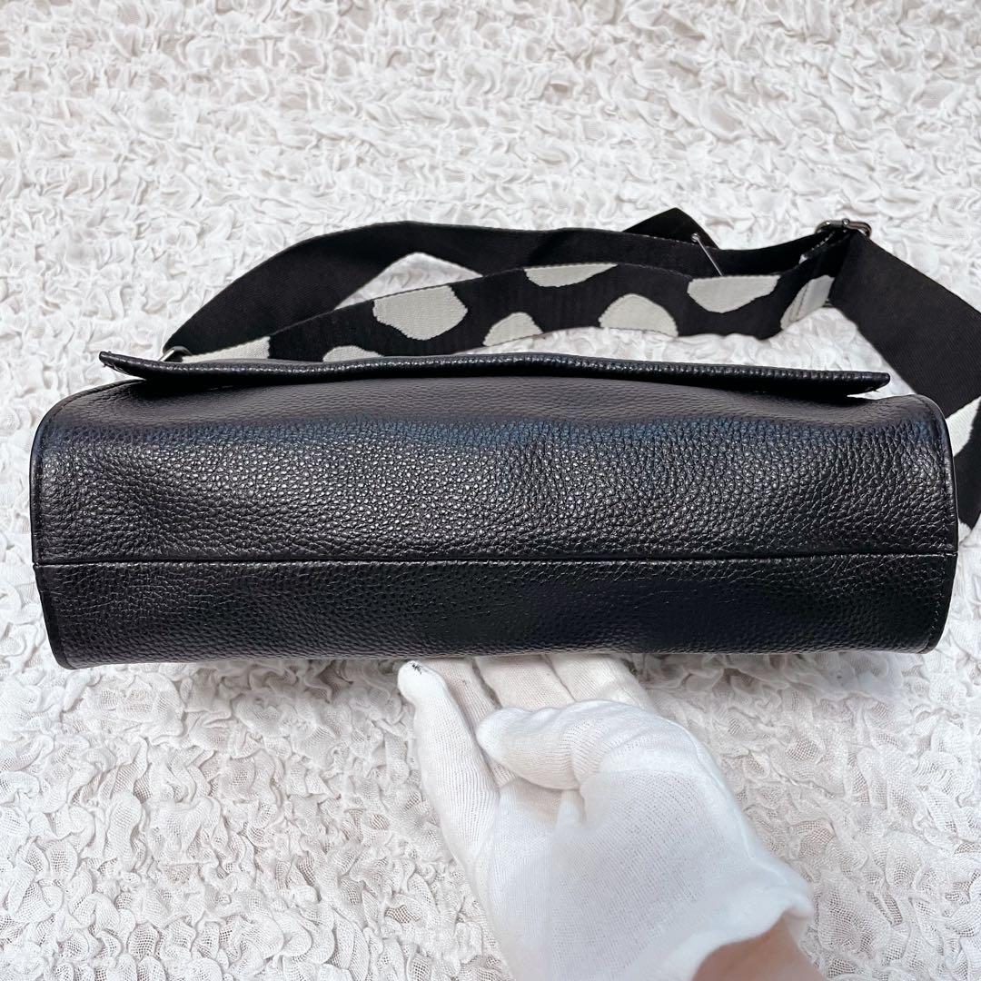 タグ付未使用✨ear PAPILLONNER 柄ワイドテープショルダーバッグ　黒