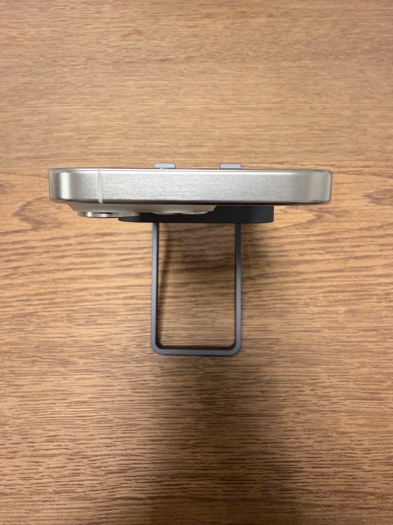 【美品】 iPhone 15 Pro ホワイトチタニウム 256GB 本体