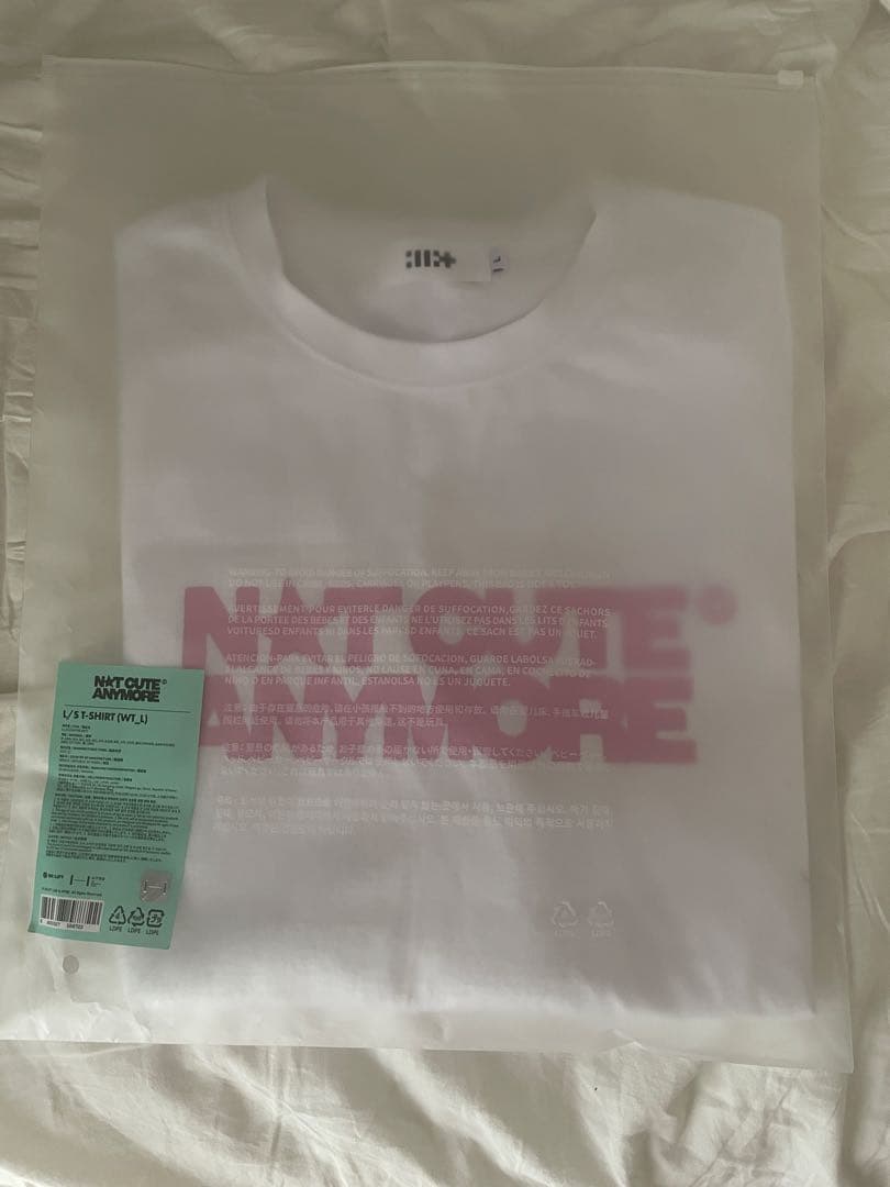 アイドル [NOT CUTE ANYMORE]L/S T-SHIRT ILLIT