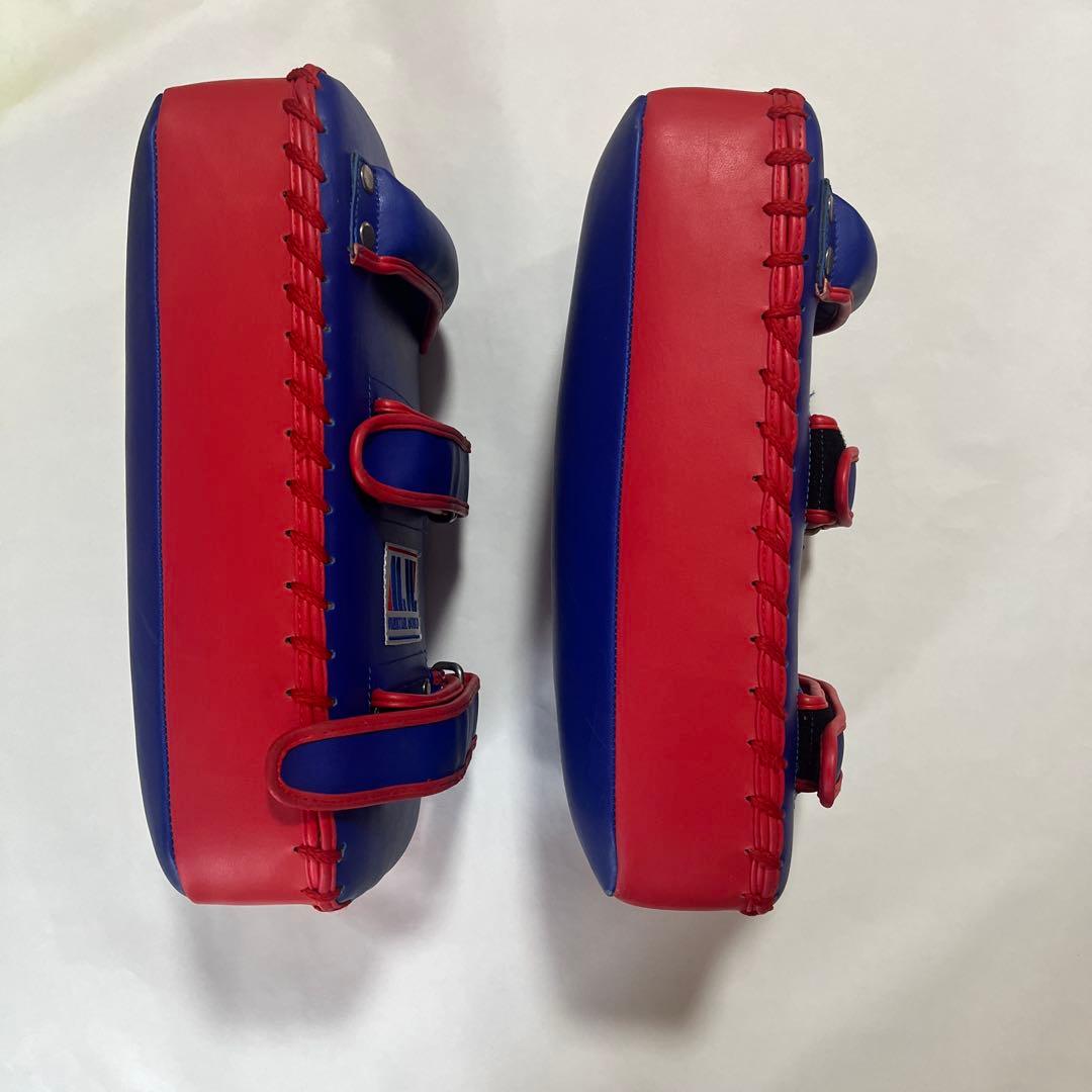 マーシャルワールドジャパン KM-40キックミットスタンダード　青