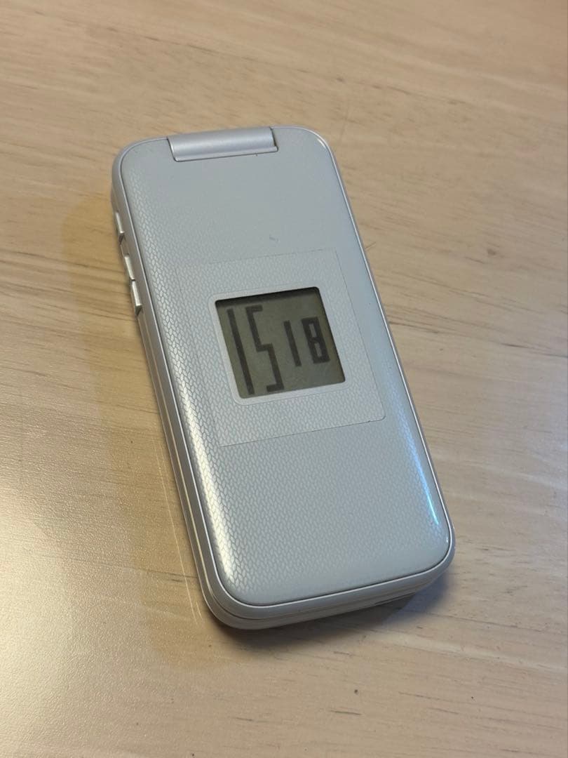 らくらくホン　F-01M