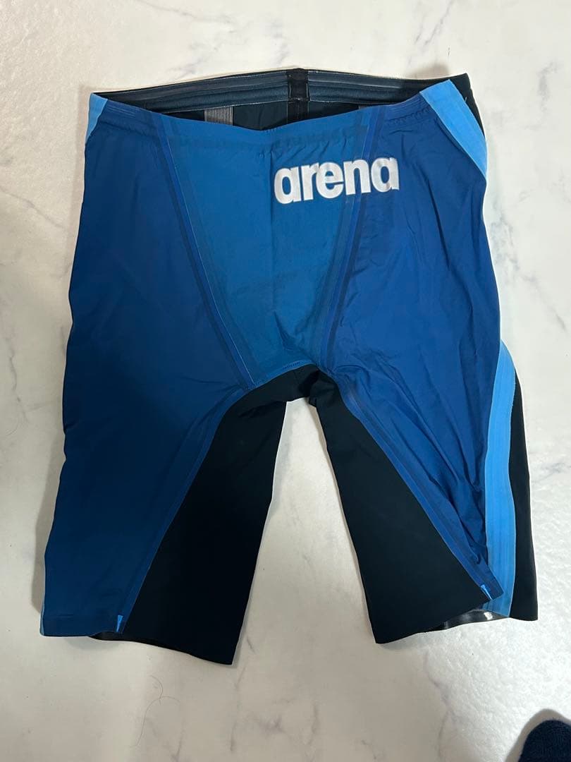 ARENA 競泳水着ULTIMATE AQUAFORCE STORM Sサイズ