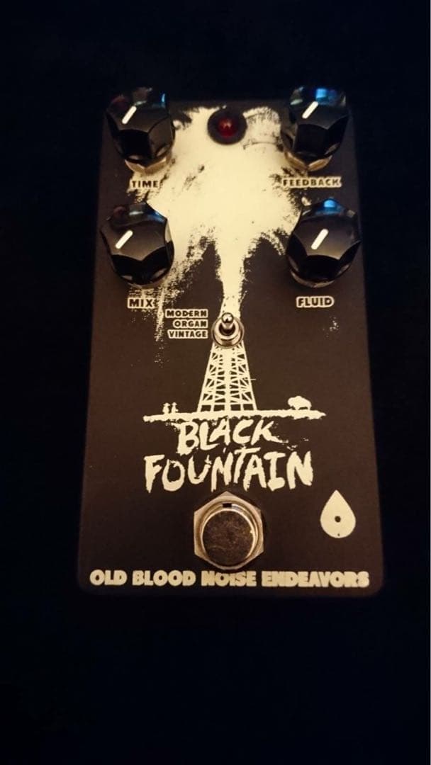 ギター Old Blood Noise Endeavors Black Fountain