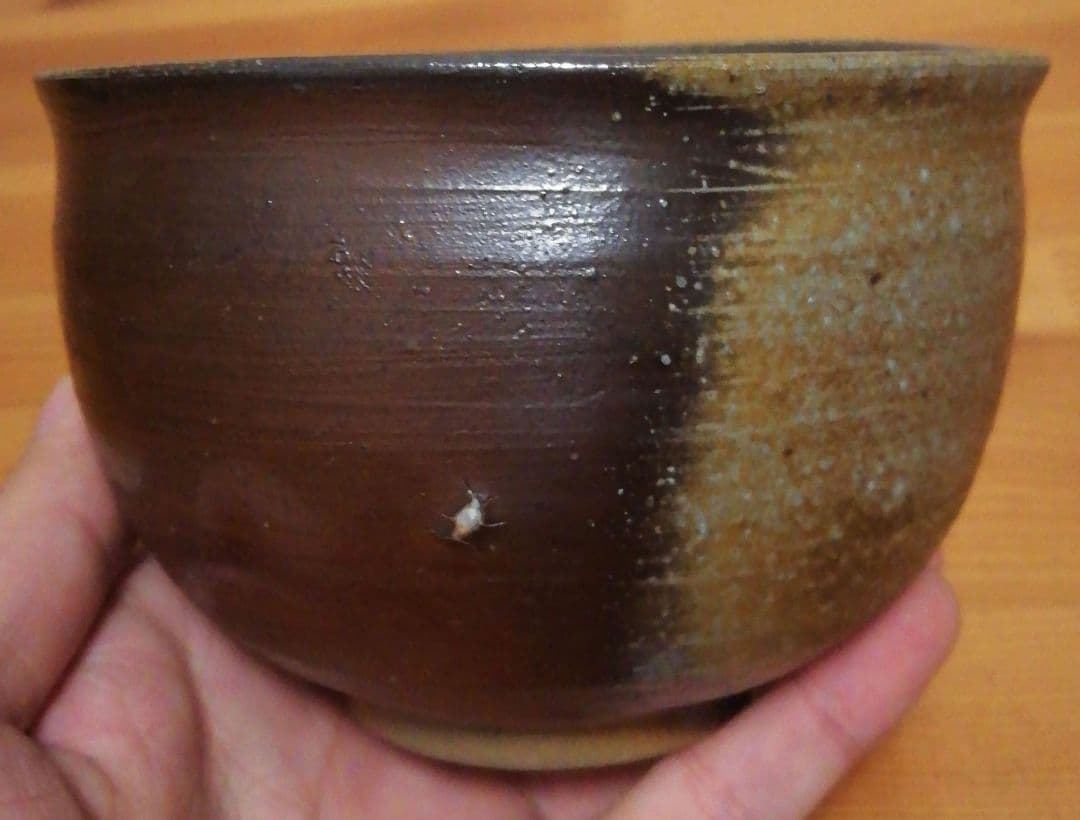 山本出作　備前焼　茶碗　共箱　共布　略歴付　茶道具