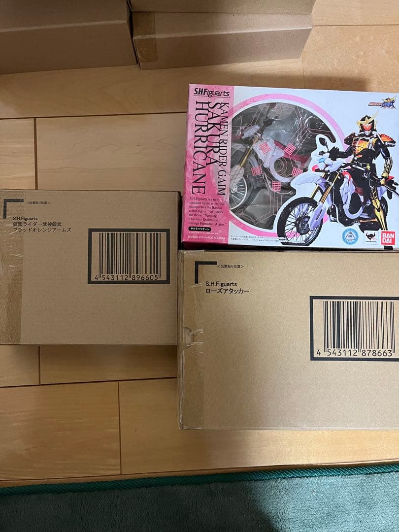 フィギュアーツ　仮面ライダー鎧武セット