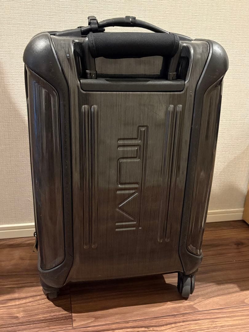 TUMI キャリーケース 1〜2泊用
