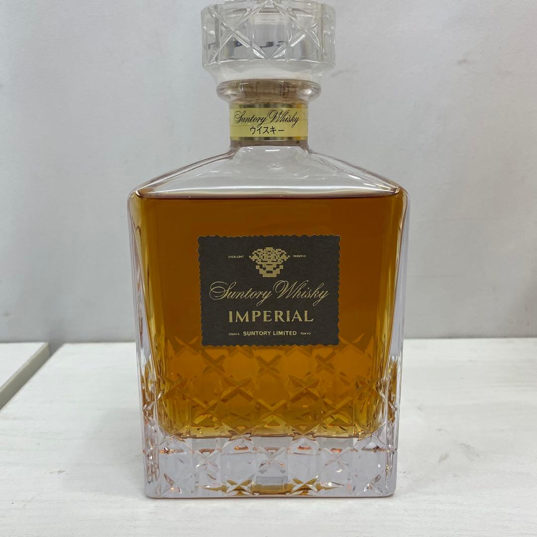 サントリー インペリアル カガミクリスタル ブランデー　600ml 箱無し