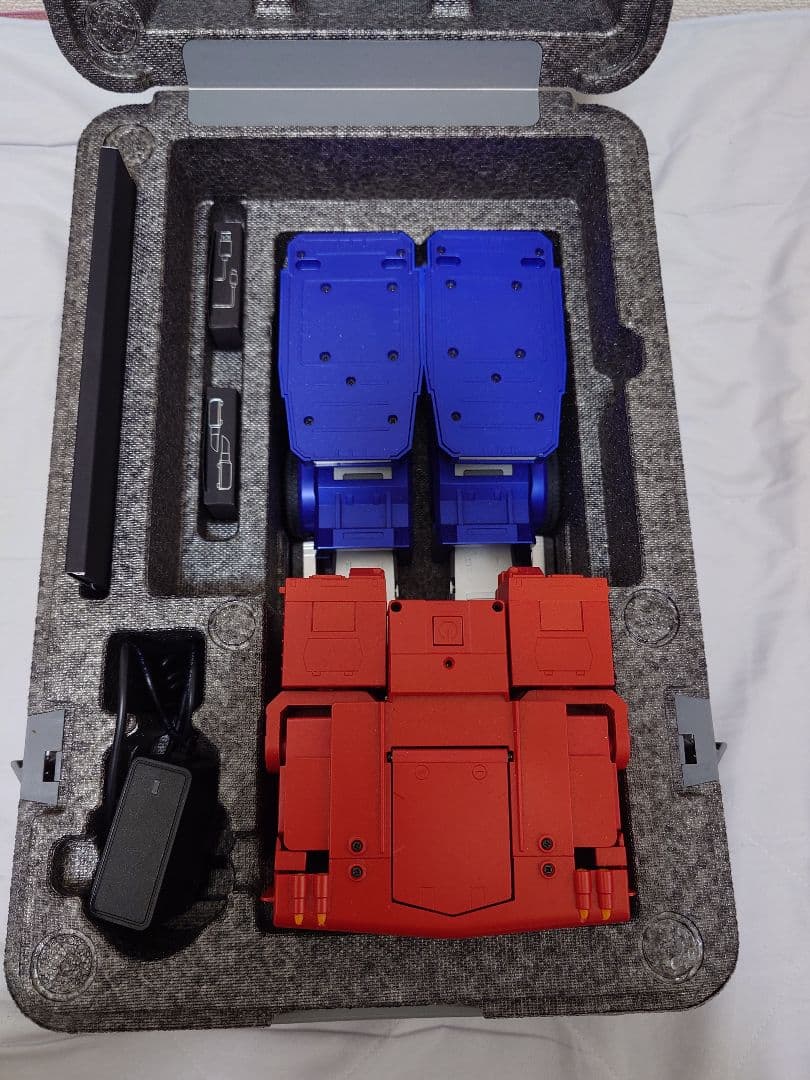 【動作品】robosen エリート オプティマス プライム 完全自動変形ロボット