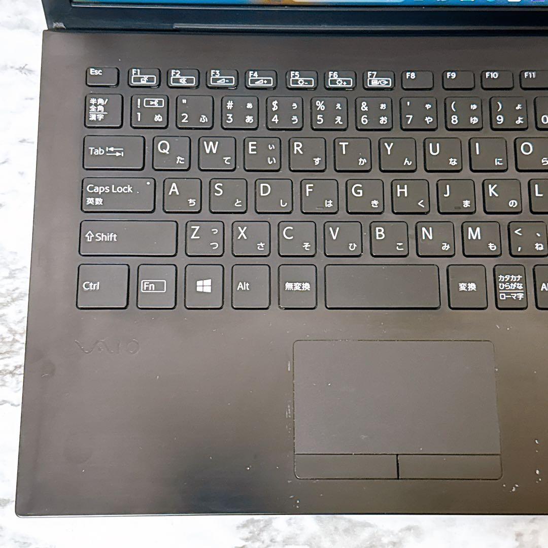 高性能i5＆爆速SSD/メモリ8GB✨カメラ付き すぐ使える 薄型軽量パソコン