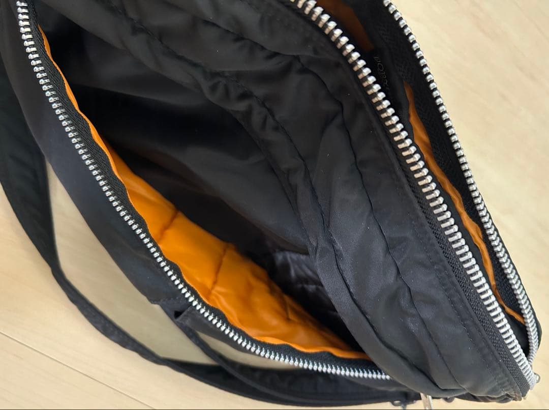 PORTER タンカー　ショルダーバッグ ブラック　ポーター　吉田カバン